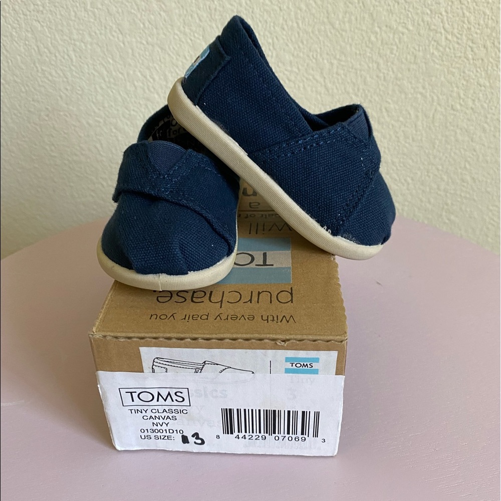 Toms Baby Toddler Blue Shoes size 3